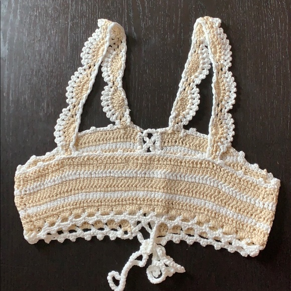 Fashion Nova Striped crochet CROPPED Top M/L - Picture 3 of 7